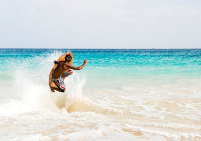 Surfer - Surfen auf den Kap Verden